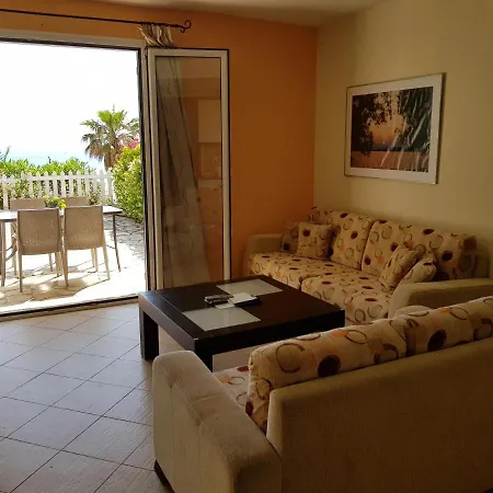 Corfu Holiday 22 Apartment *